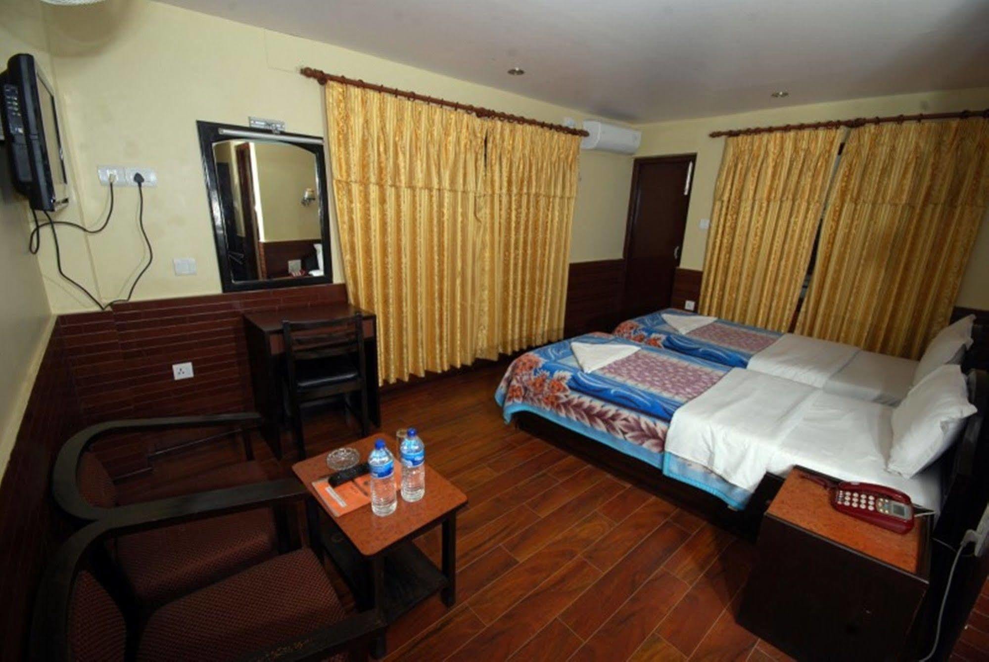 Hotel Trip 博卡拉 外观 照片
