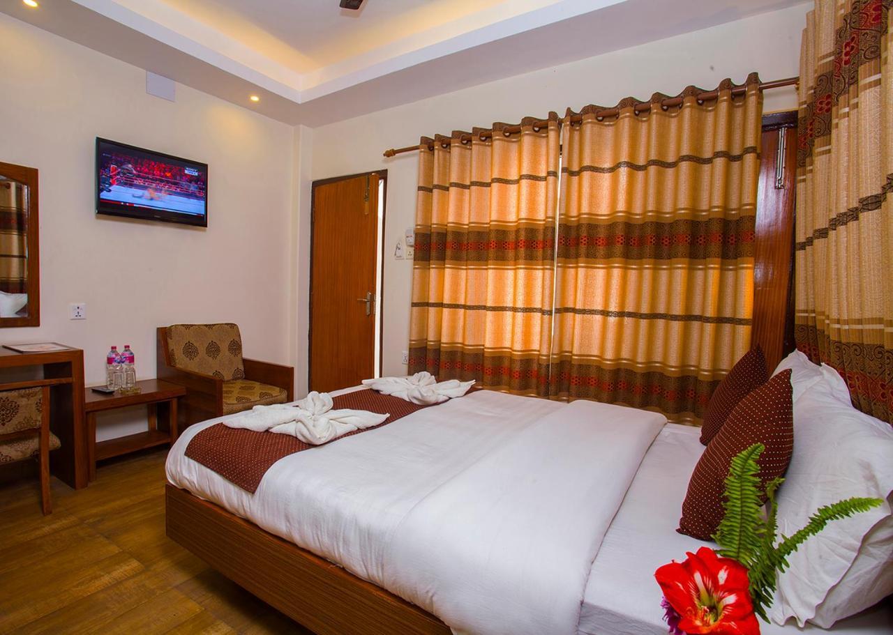 Hotel Trip 博卡拉 外观 照片